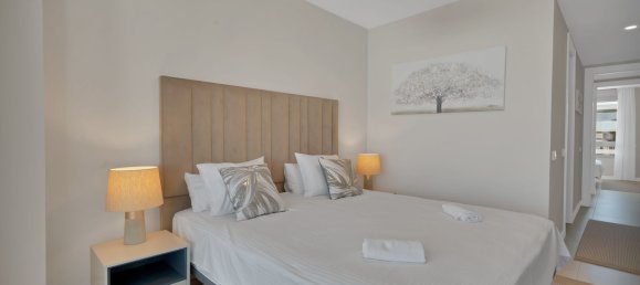 Apartamento de 3 dormitorios en Estepona, Spain No. 135012 18
