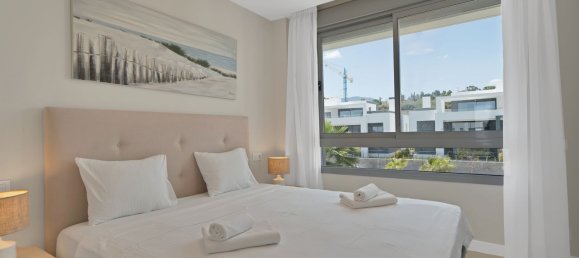 Apartamento de 3 dormitorios en Estepona, Spain No. 135012 13