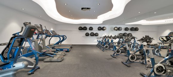 Apartamento de 3 dormitorios en Estepona, Spain No. 135012 20