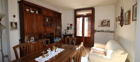 6 rooms Apartment in Illasi, Italy No. 128429 9
