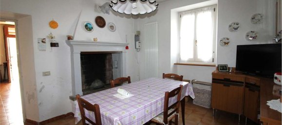 6 rooms Apartment in Illasi, Italy No. 128429 10