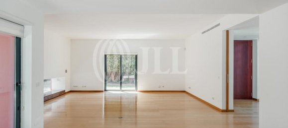 4 bedrooms House in Cascais, Portugal No. 139600 3