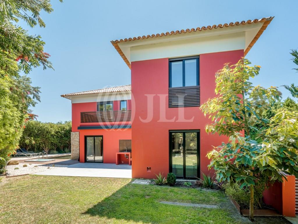 4 bedrooms House in Cascais, Portugal No. 139600