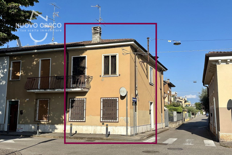 2 rooms House in Verona, Italy No. 368893