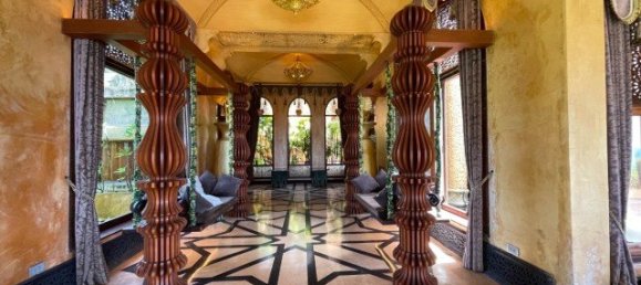 5 bedrooms Villa in Karon, Thailand No. 12520 11