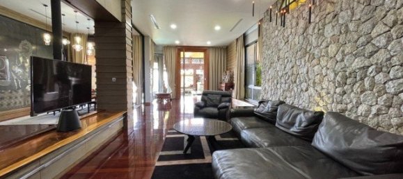 5 bedrooms Villa in Karon, Thailand No. 12520 7