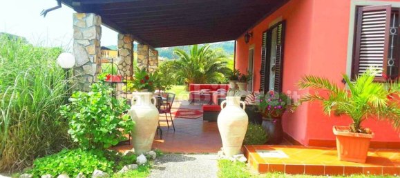 3 Schlafzimmer Villa in Santo Stefano di Magra, Italy, Nr. 218909 3