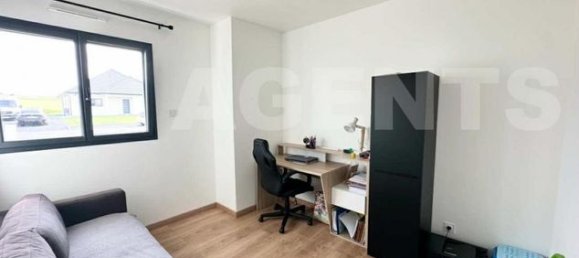 4 bedrooms Villa in Dieppe, France No. 311912 8