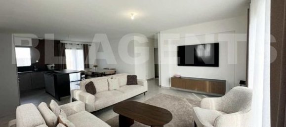 4 bedrooms Villa in Dieppe, France No. 311912 2