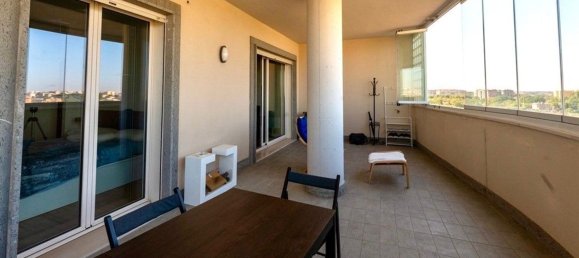 Apartamento de 2 habitaciónes en Rome, Italy No. 8721 8