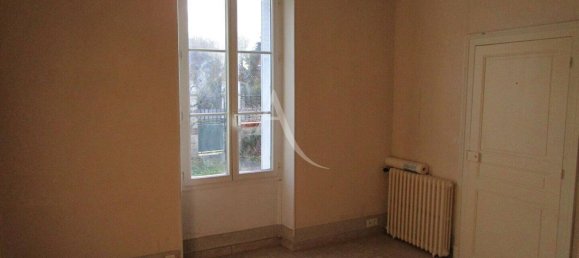 Casa de 3 dormitorios en Chabris, France No. 82453 5