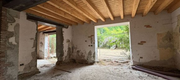 Дом с 4 комнатами в Каино, Италия № 335563 4