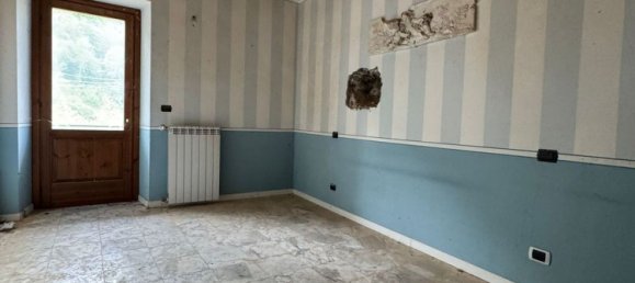 Дом с 4 комнатами в Каино, Италия № 335563 9