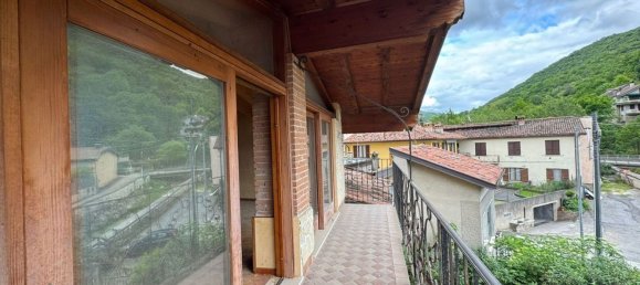 Дом с 4 комнатами в Каино, Италия № 335563 15