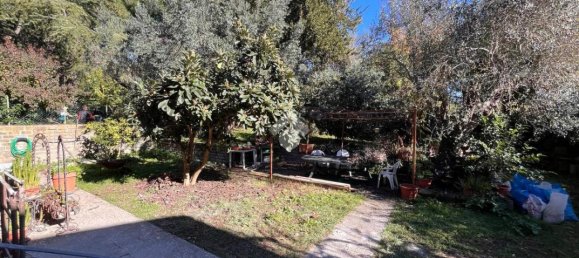 4غرفة شقة في Trevignano Romano, Italy رقم 29591 50