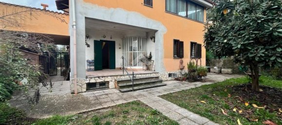 4غرفة شقة في Trevignano Romano, Italy رقم 29591 52