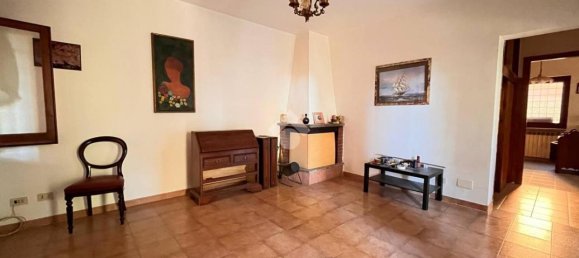 4غرفة شقة في Trevignano Romano, Italy رقم 29591 2