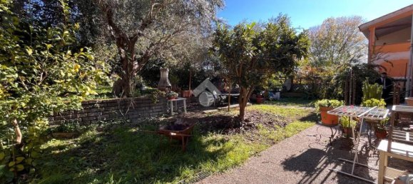 4غرفة شقة في Trevignano Romano, Italy رقم 29591 55