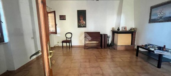 4غرفة شقة في Trevignano Romano, Italy رقم 29591 62