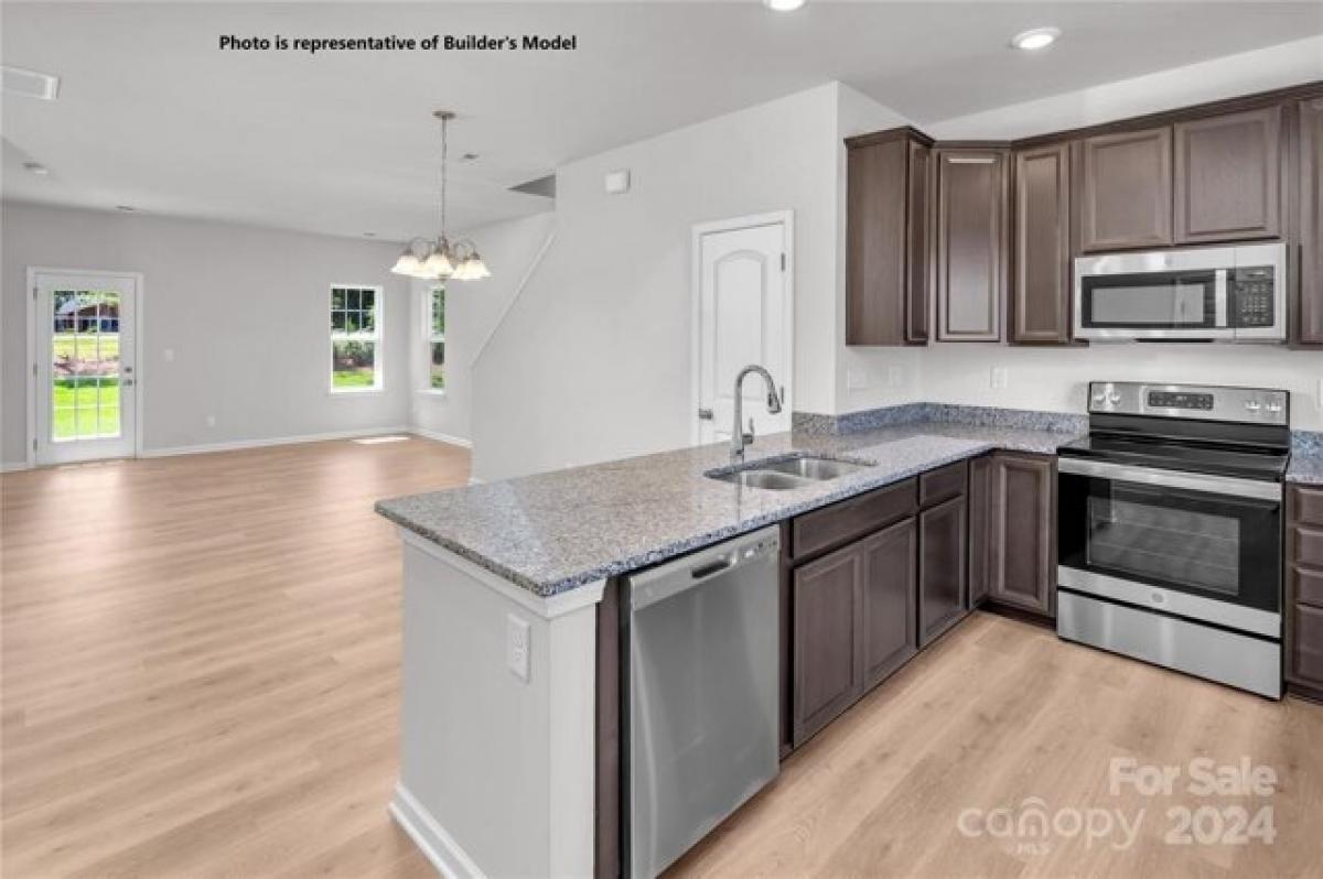 3 bedrooms House in Stanley, USA No. 428603