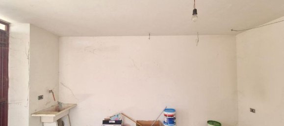 8 rooms Apartment in Penne, Italy No. 36319 7