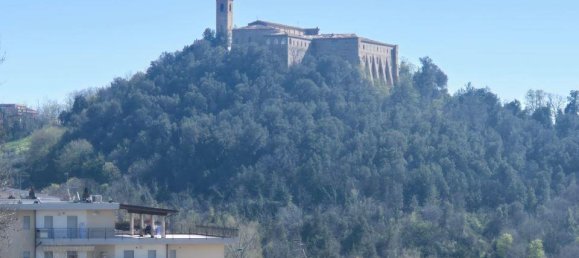 8 rooms Apartment in Penne, Italy No. 36319 20