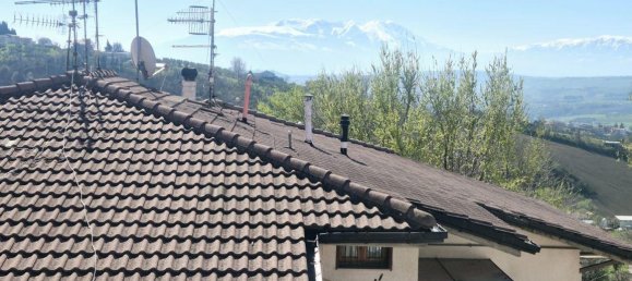 8 rooms Apartment in Penne, Italy No. 36319 21