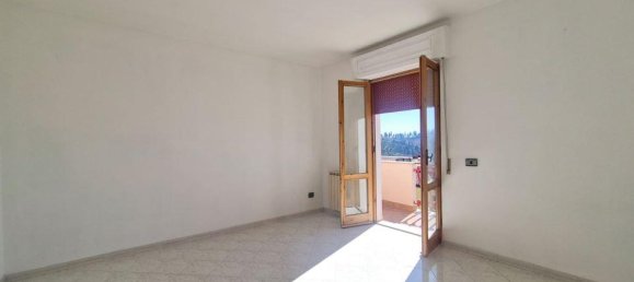 8 rooms Apartment in Penne, Italy No. 36319 27