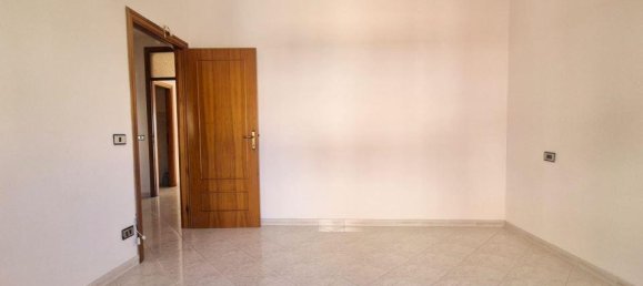 8 rooms Apartment in Penne, Italy No. 36319 17