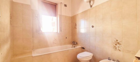 8 rooms Apartment in Penne, Italy No. 36319 22