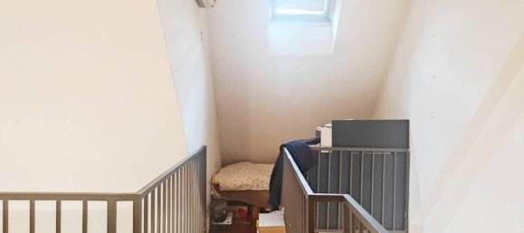 Studio in Parma, Italy No. 39877 16