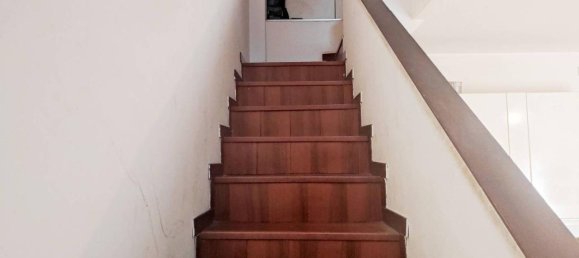 Studio in Parma, Italy No. 39877 11