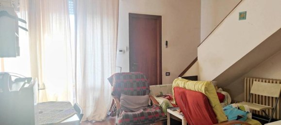 Studio in Parma, Italy No. 39877 4