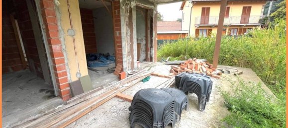 2 غرف نوم شقة في Vergiate, Italy رقم 311991 3