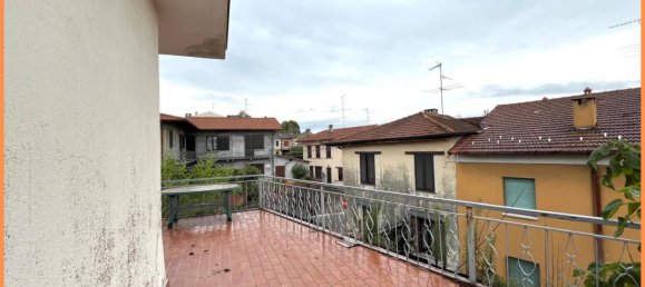 2 غرف نوم شقة في Vergiate, Italy رقم 311991 28