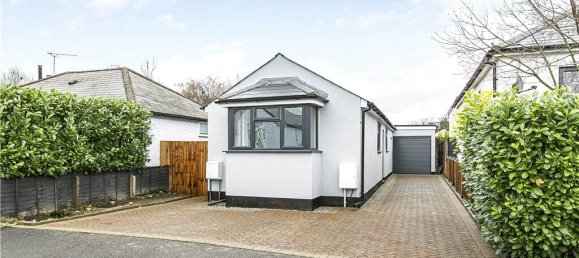 Bungalow de 3 dormitorios en Egham, United Kingdom No. 8637 24