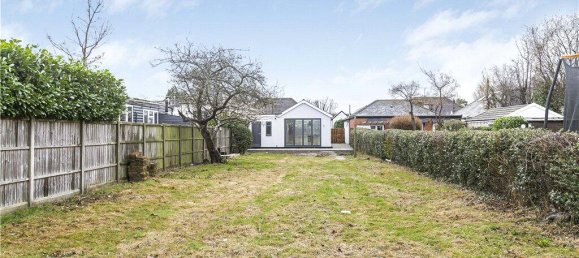 Bungalow de 3 dormitorios en Egham, United Kingdom No. 8637 29