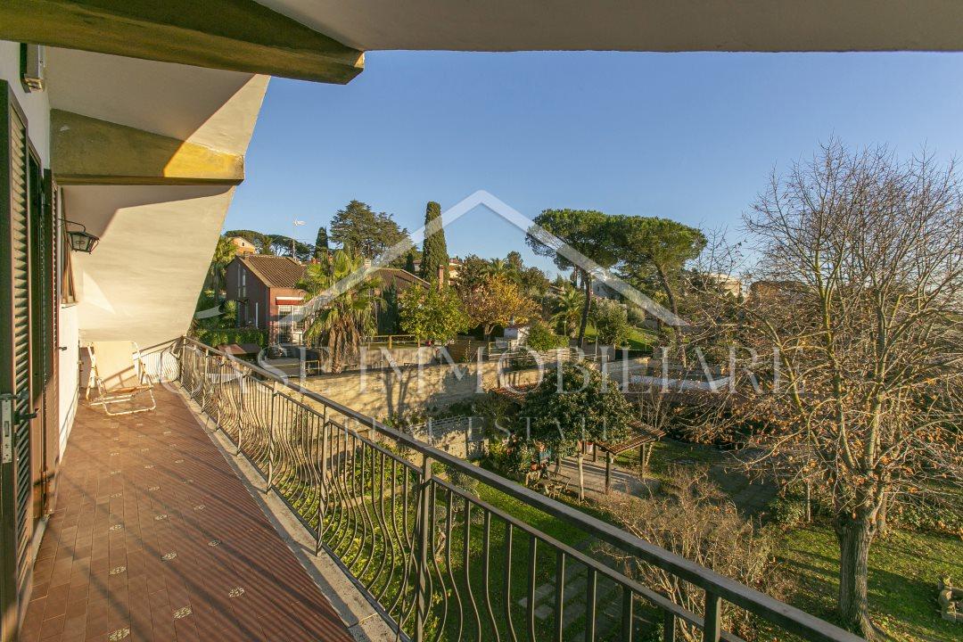 Apartamento de 4 divisões em Sacrofano, Italy N.º 151675