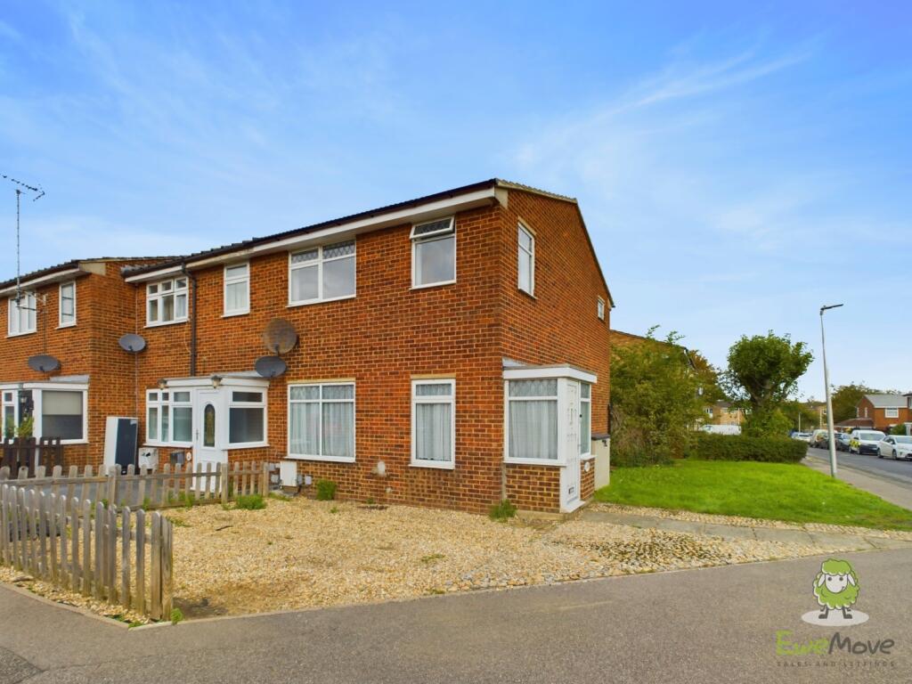 3 bedrooms Commercial property in Gillingham, United Kingdom No. 13870