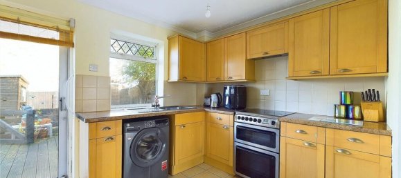 3 bedrooms Commercial property in Gillingham, United Kingdom No. 13870 7