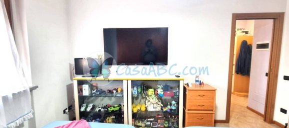 2 Schlafzimmer Wohnung in Calcinate, Italy, Nr. 88438 25