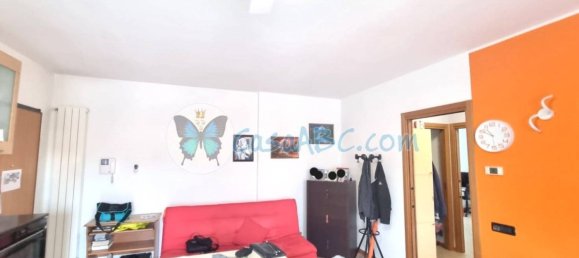 2 Schlafzimmer Wohnung in Calcinate, Italy, Nr. 88438 9