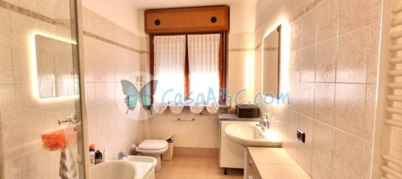 2 Schlafzimmer Wohnung in Calcinate, Italy, Nr. 88438 22