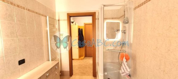 2 Schlafzimmer Wohnung in Calcinate, Italy, Nr. 88438 19