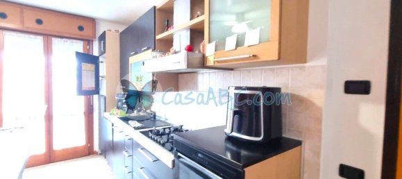 2 Schlafzimmer Wohnung in Calcinate, Italy, Nr. 88438 5