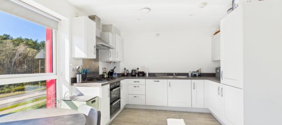 2 Schlafzimmer Wohnung in Bordon, United Kingdom, Nr. 13859 5