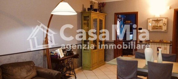 4 rooms Apartment in Legnano, Italy No. 98785 9