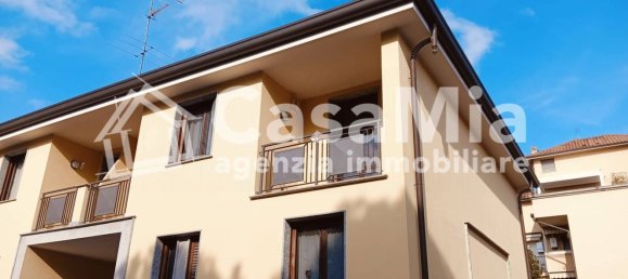 4 rooms Apartment in Legnano, Italy No. 98785 28