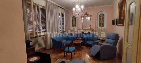 6 bedrooms Villa in Maranello, Italy No. 263743 11