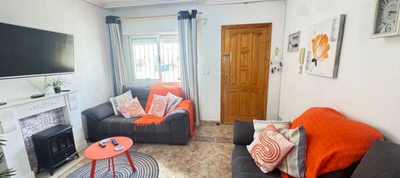 Adosado de 3 dormitorios en La Zenia, Spain No. 186466 5